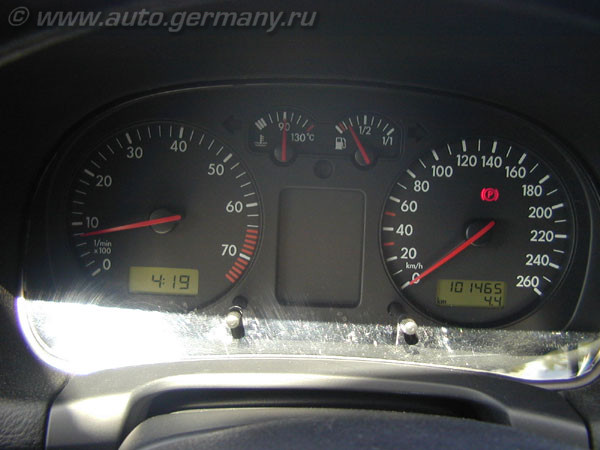 VW GolfIV 1.6 Komfortline (108)